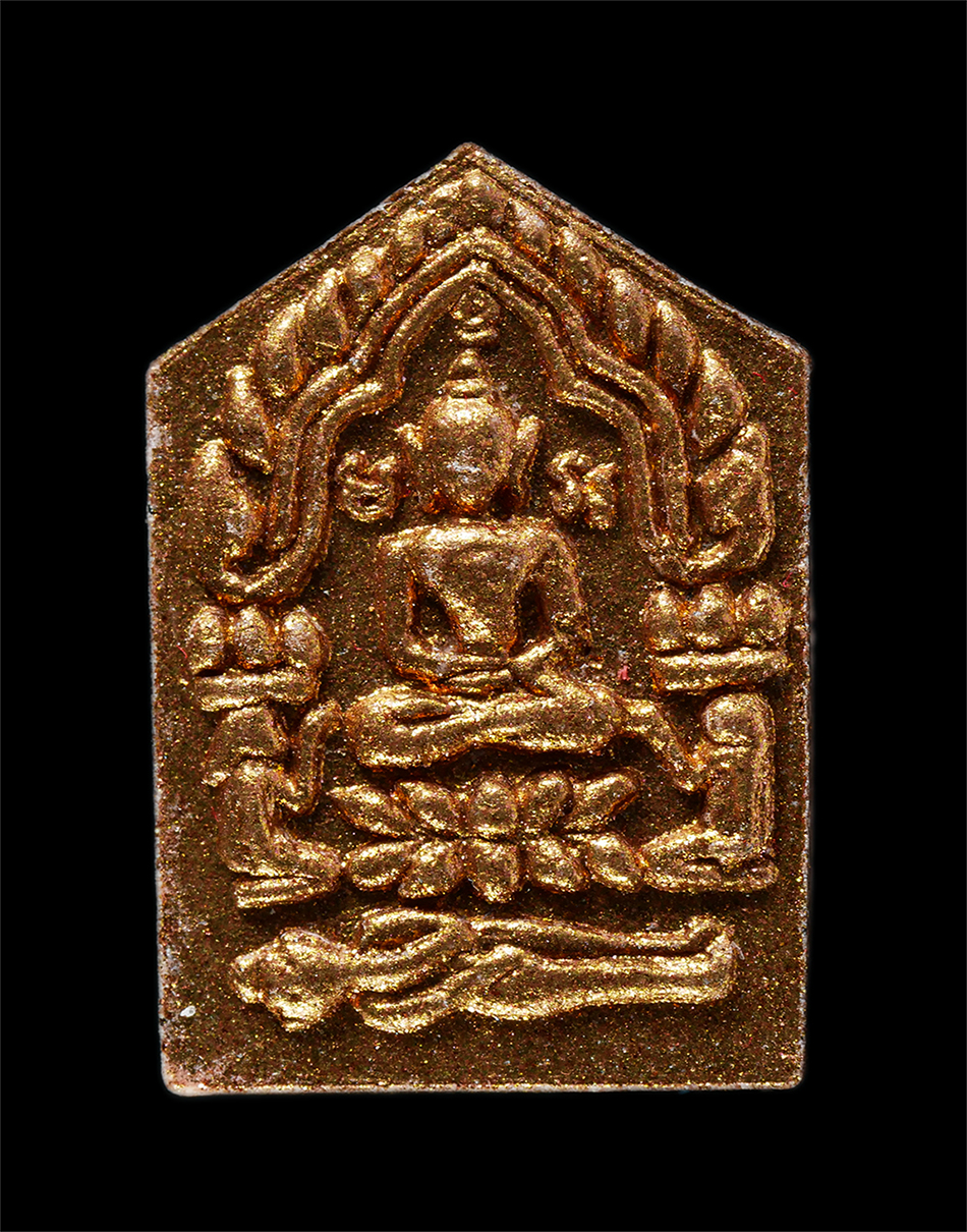 25Oct25 (143)p.jpg - พระขุนแผนรุ่น1 รวยทรัพย์รวยบารมี หลวงพ่อรวย อคฺคสาโร วัดมาบตาพุด อ.เมือง จ.ระยอง ปี2564 เนื้อผงพุทธคุณ ผงว่าน เนื้อชมพู ทาทอง ตอกโค๊ต ฝังตะกรุดสาริกา  [..] | https://kamulet.in.th